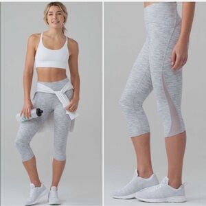 LULULEMON Train Times Crop *21"
Wee Are From Space Ice Grey Alpine White